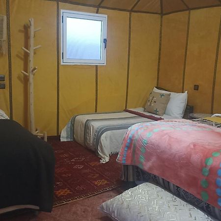 Готель Sahara Tours Luxury Camp Мерзуга Екстер'єр фото